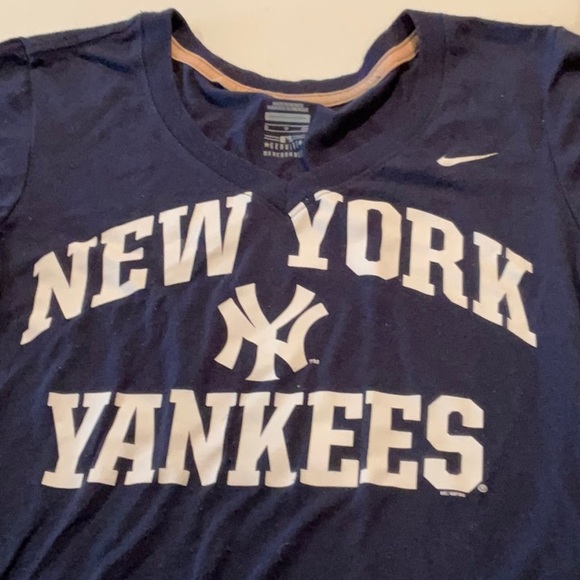 Nike MLB NY Yankees women’s navy top, small - Picture 2 of 3